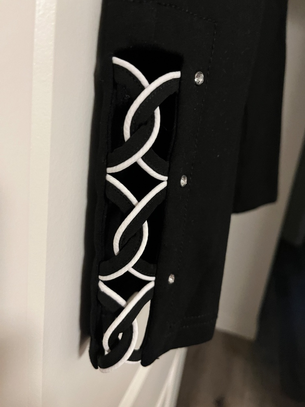 Capris - Picture 2 of 2
